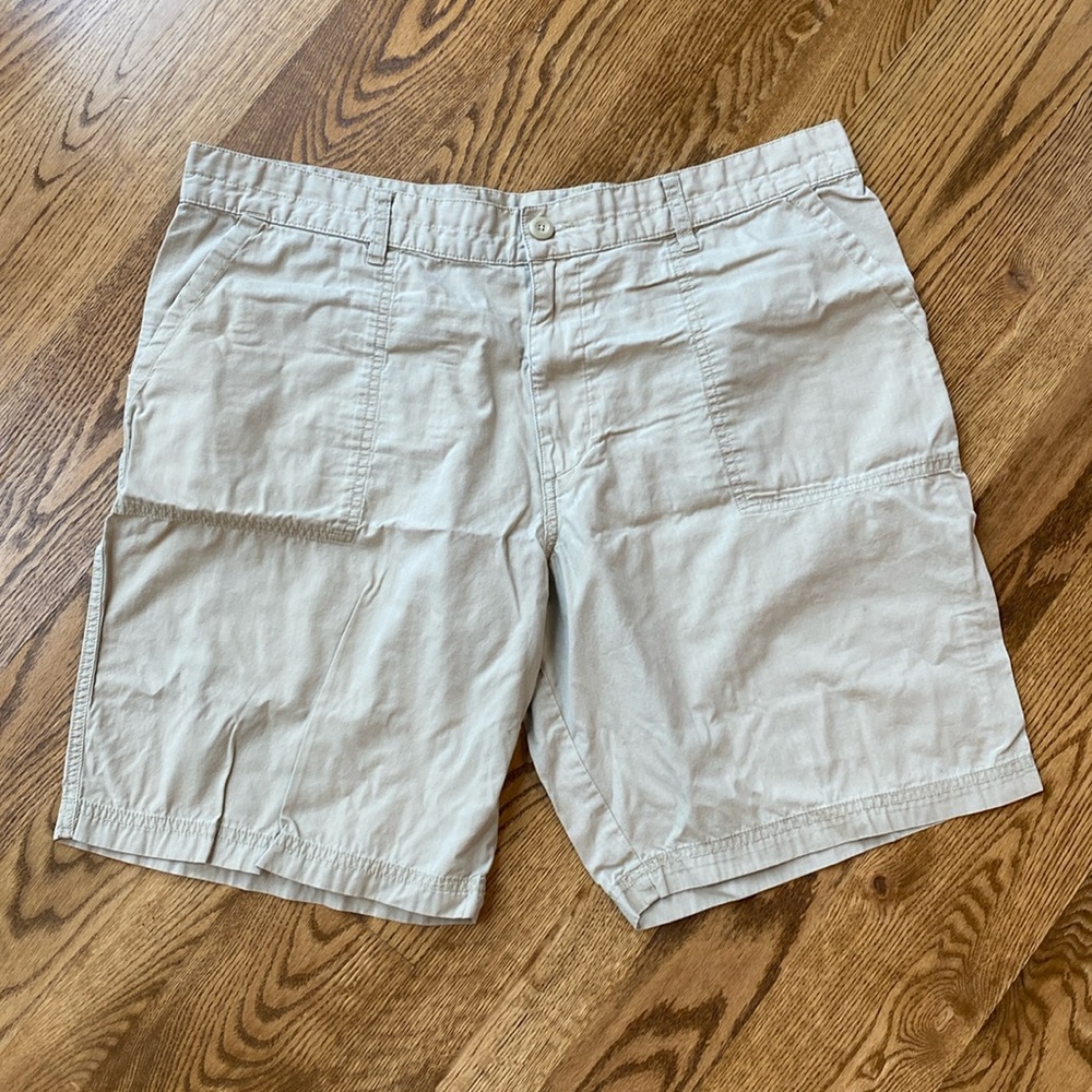 Mens Patagonia size 38 cotton shorts 9” inseam gorpcore granola khaki